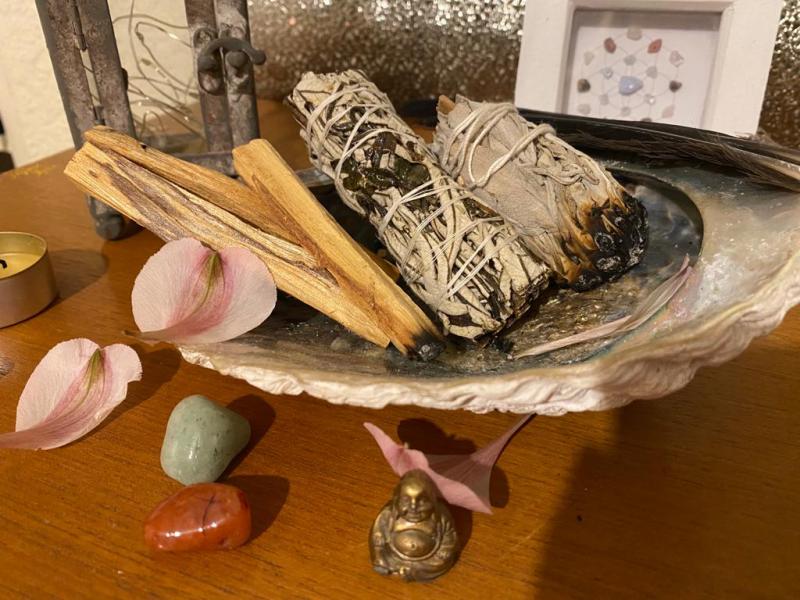 How to smudge your&nbsp;space